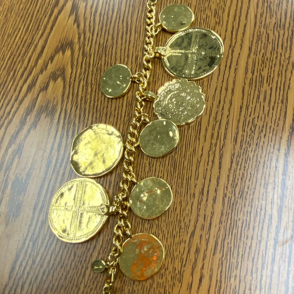 Kenneth Jay Lane Gold Acapulco Bracelet - Picture 9 of 12